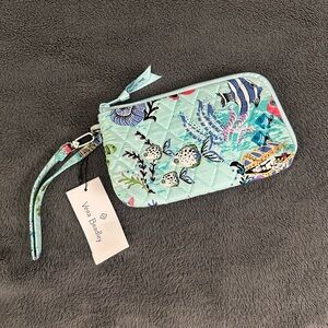 Vera Bradley RFID Slim Wristlet - pattern Antilles Treasure - NWT